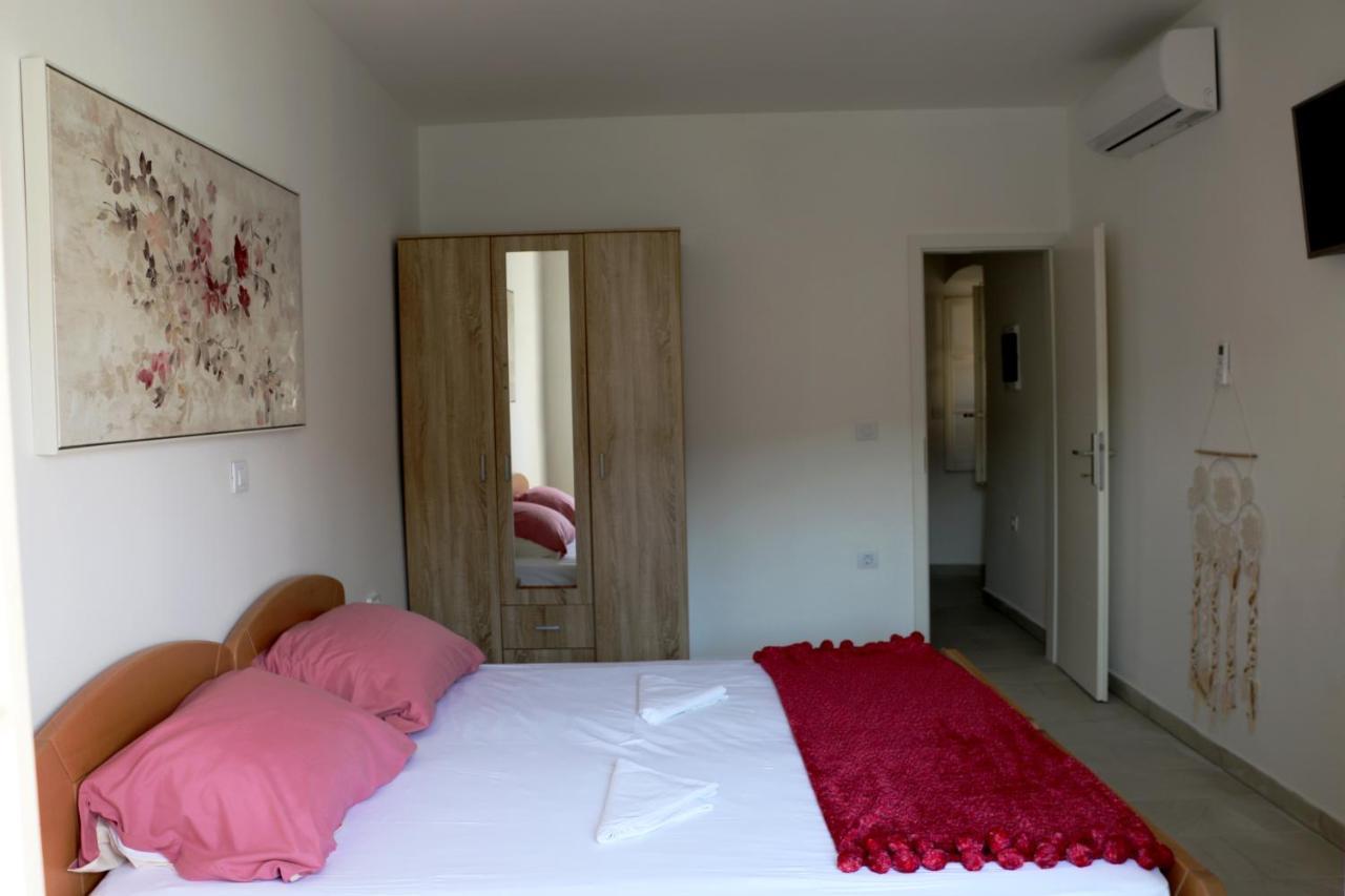 Apartment Penthouse & Apartment Studio Franci Pag Town Exterior photo